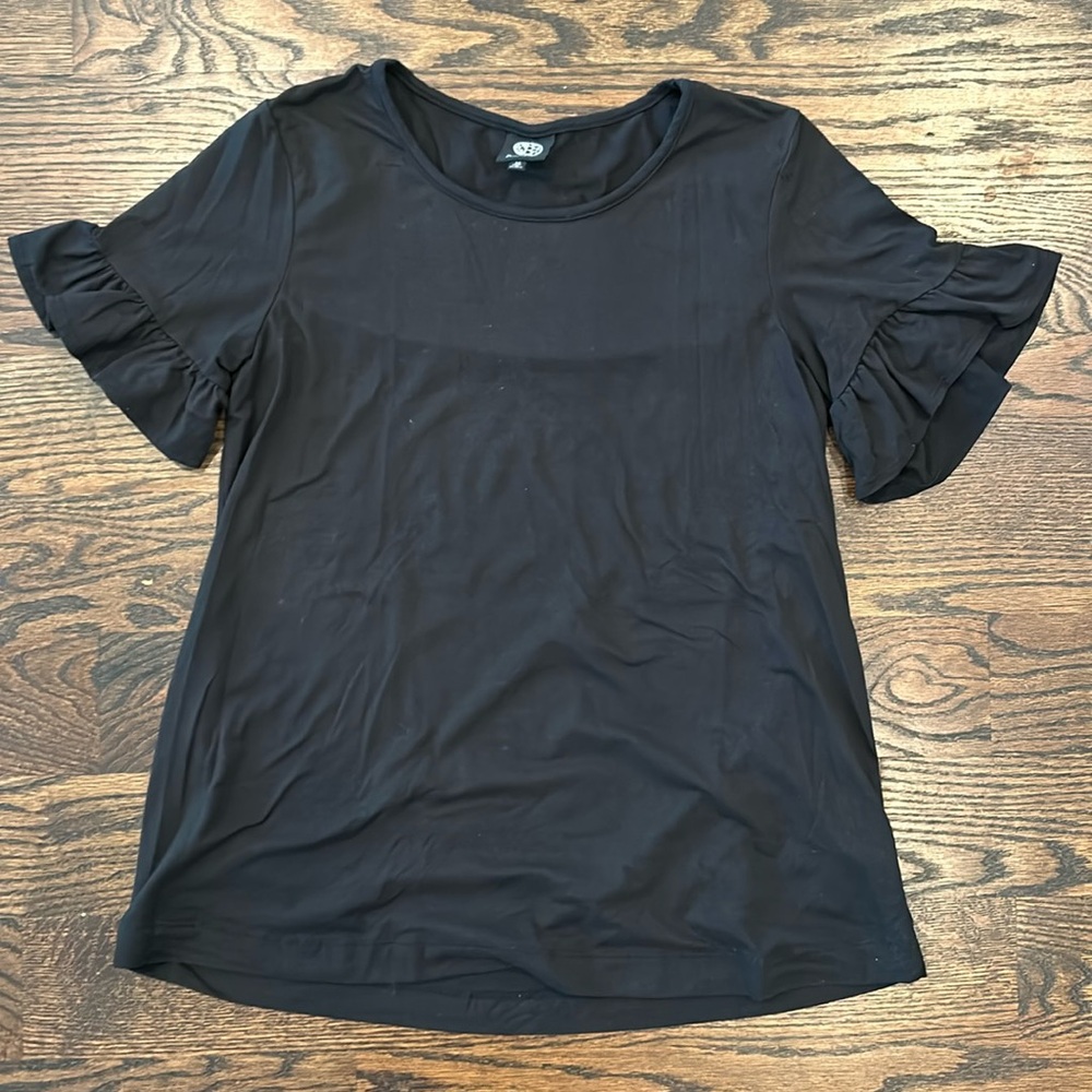 Bobeau black soft t shirt with ruffle sleeves, size M